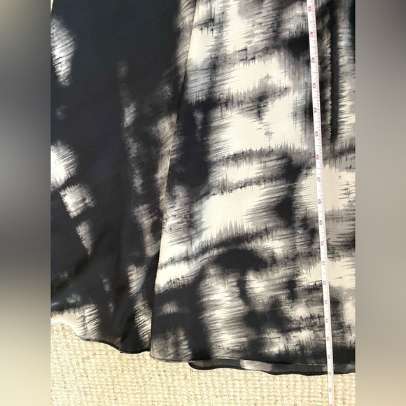 BCBG Maxazria Viviane Cutout Tie Dye Formal Maxi Dress Size 0 - Picture 14 of 16